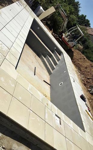 piscine-creation-en-ile-de-france-au-meuilleur-prix-travaux-de-renovation-exterieur-agrandissement